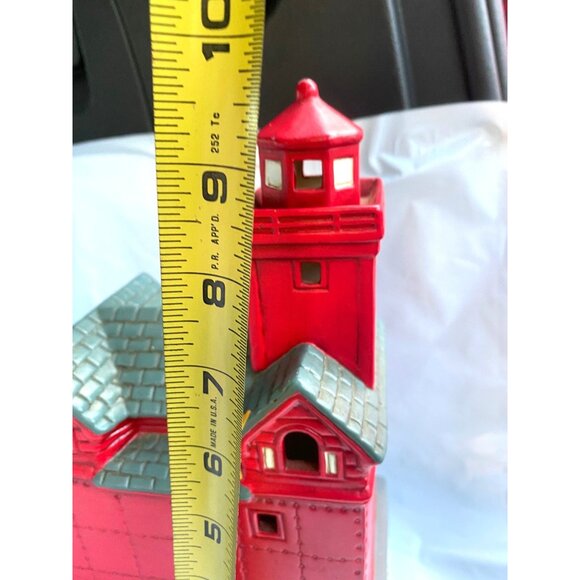 Geo Z Lefton Historic Holland Harbor red lighthouse Michigan (1998) - Picture 5 of 7